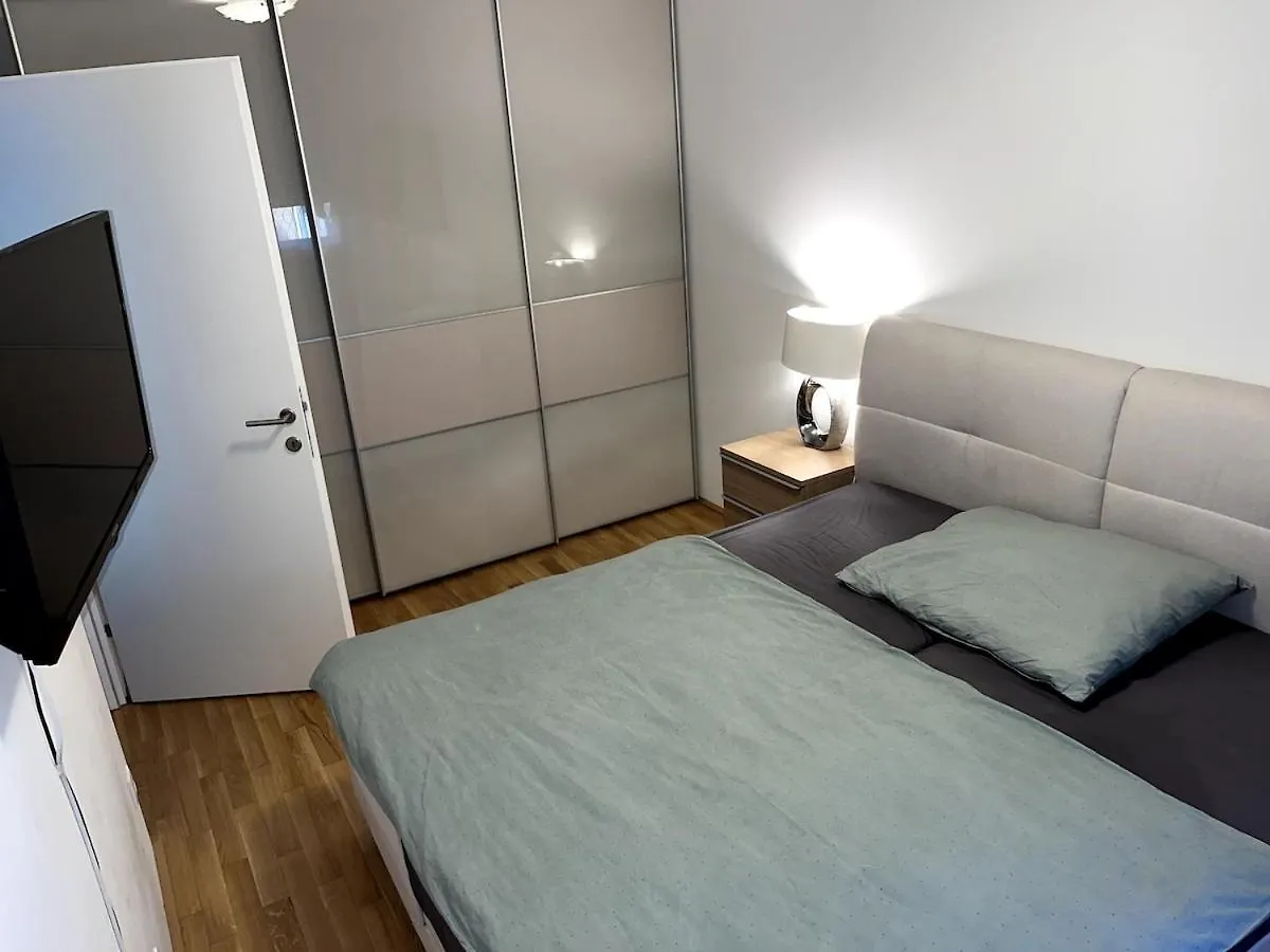 Lovely 2-Bedroom Apartment Close To Airport Vienna