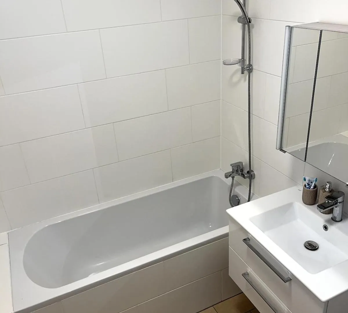 Lovely 2-Bedroom Apartment Close To Airport Vienna
