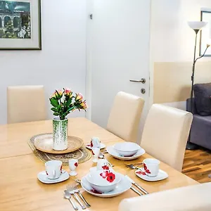 דירה Cosy Near Stephansplatz, וינה